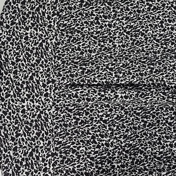 Notations Gray & Black Leopard Print Button Front Blouse wFront Pockets & Slits - Picture 11 of 16